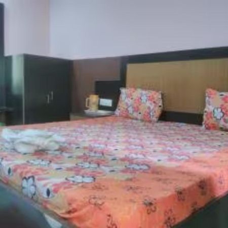 Hotel Samrat Palace Near Puri Sea Beach Best Choice Of Travellers By Morservices Exterior foto