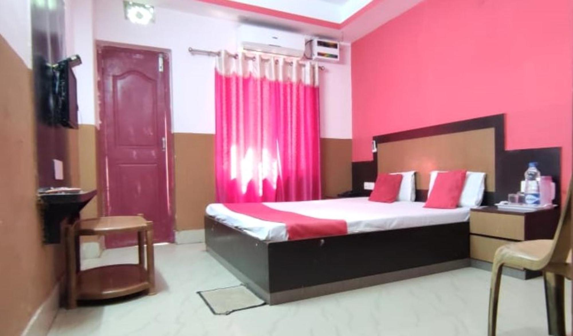 Hotel Samrat Palace Near Puri Sea Beach Best Choice Of Travellers By Morservices Exterior foto